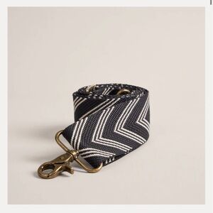 Parker Thatch “Chevron” Crossbody Black and White strap